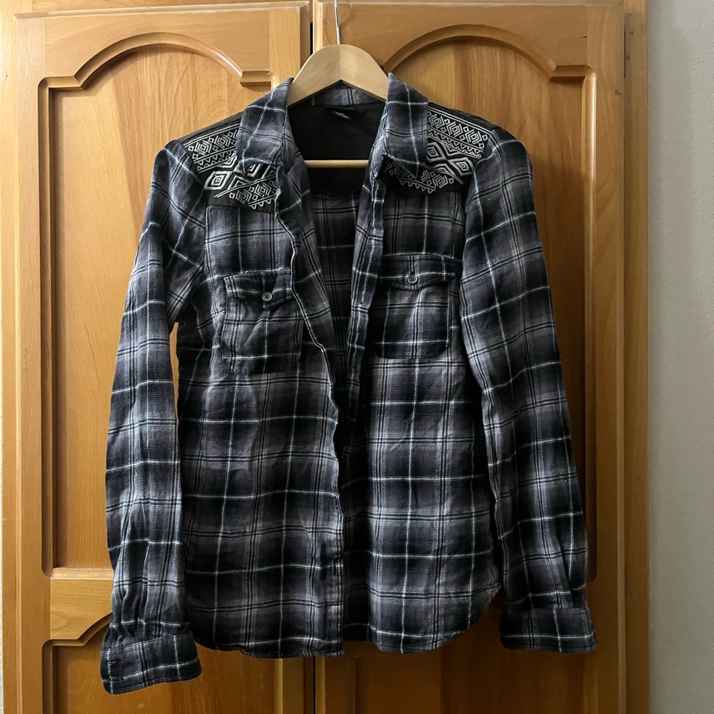 Buckle Black and White Plaid Shirt with Embroidered Shoulders